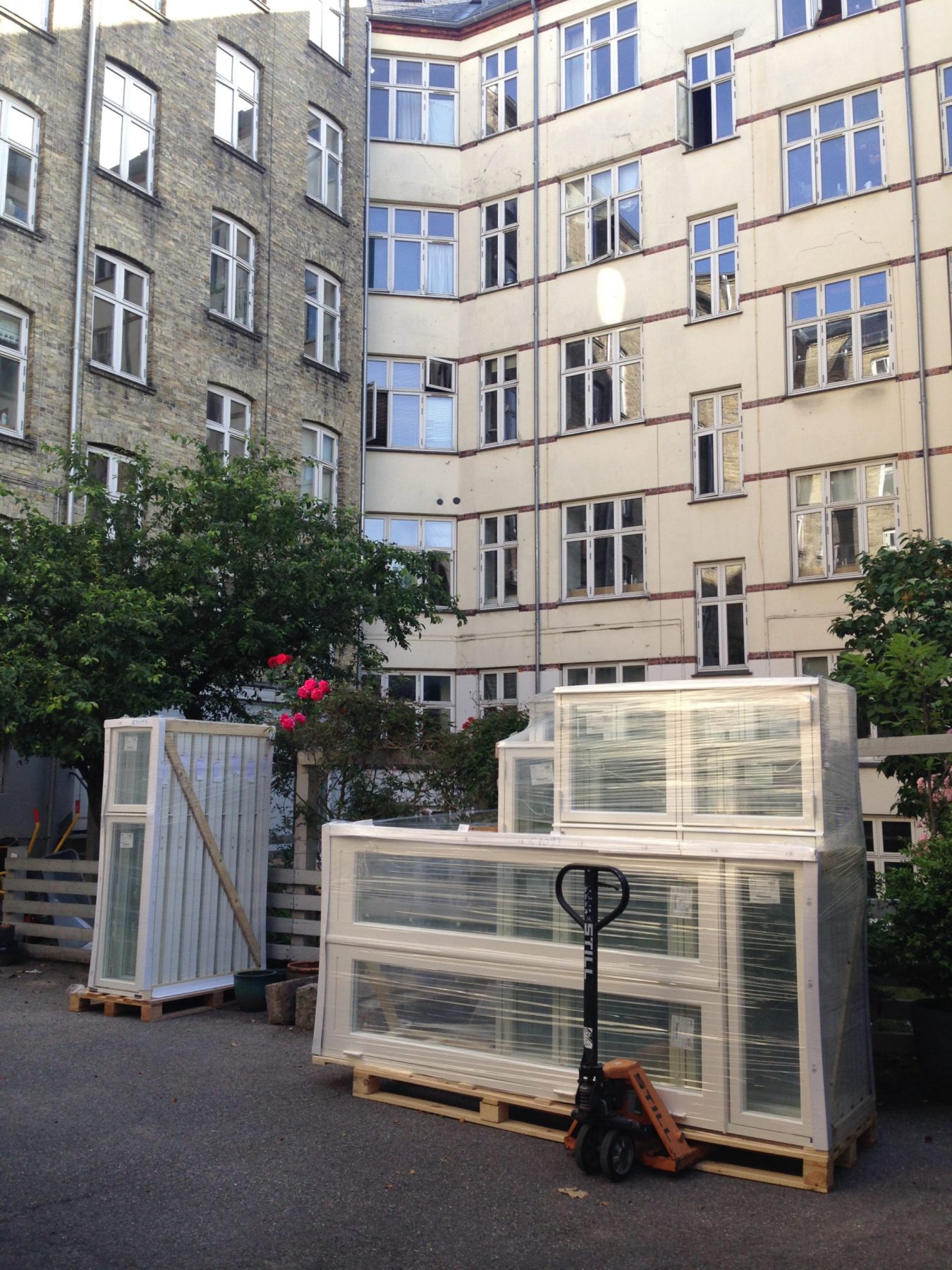 Levering af vinduer